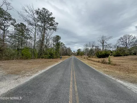 70 Hughes Rd, Hampstead, NC 28443 photo 10