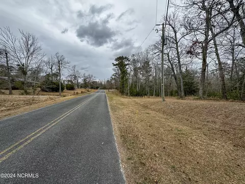 70 Hughes Rd, Hampstead, NC 28443 photo 4