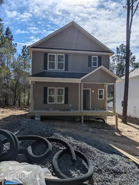 601 S Glover St, Southern Pines, NC 28387