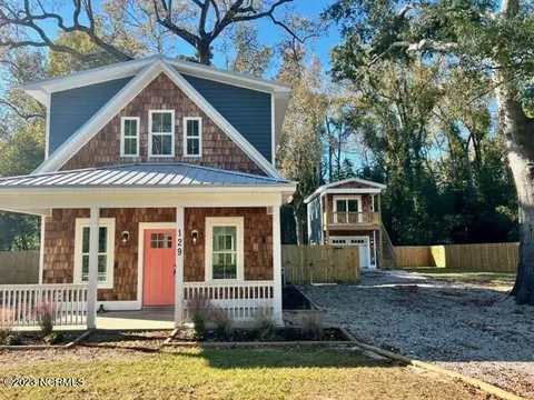 129 Spring Rd, Wilmington, NC 28401