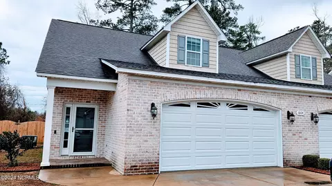 1604 Cambria Dr, Greenville, NC 27834