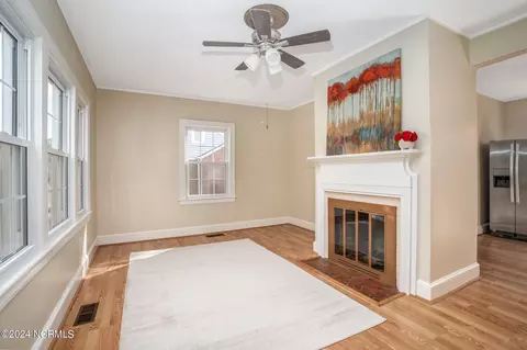 Living - 1116 Cherry St, Tarboro, NC 27886 photo 1 of 2