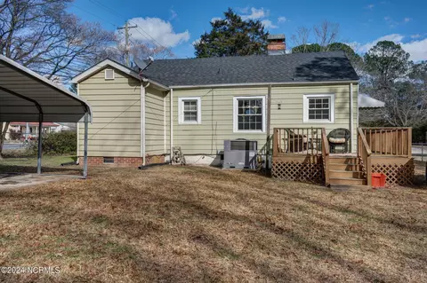Exterior - 1116 Cherry St, Tarboro, NC 27886 photo 4 of 7
