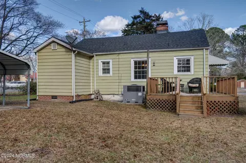 Exterior - 1116 Cherry St, Tarboro, NC 27886 photo 5 of 7