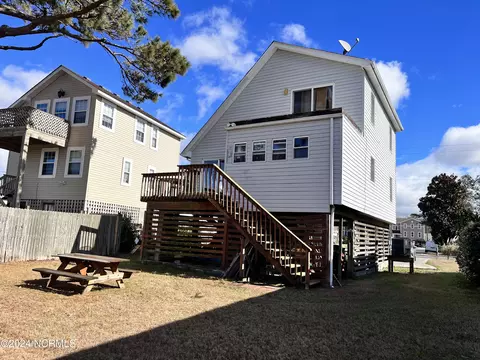 Exterior - 1401 Harbour View Dr, Kill Devil Hills, NC 27948 photo 3 of 5