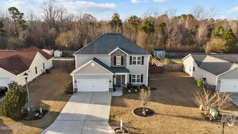 2844 Weathersby Dr, New Bern, NC 28562