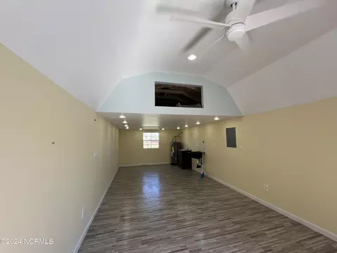 Living - 718 Aydlett Rd, Aydlett, NC 27916 photo 1 of 2