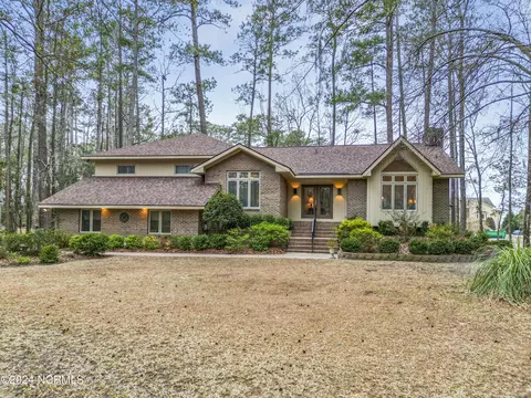 109 Greenbriar Ln, Washington, NC 27889