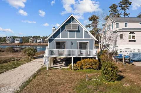 4002 E Yacht Dr, Oak Island, NC 28465