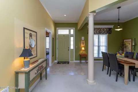 Entry Way - 6 Greenbrier Ln, Pinehurst, NC 28374 photo 1 of 1