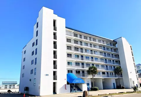 901 Lake Park Blvd S UNIT 106, Carolina Beach, NC 28428