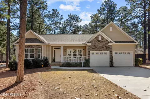 Exterior - 195 Forest Ln, Pinehurst, NC 28374 photo 2 of 20