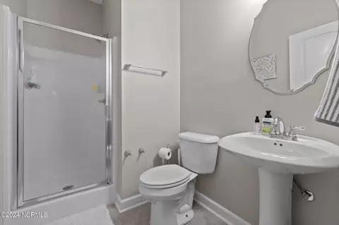 Bath - 195 Forest Ln, Pinehurst, NC 28374 photo 1 of 5