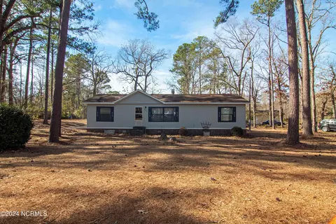 243 Island Creek Dr, Wilmington, NC 28411