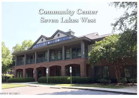 371 Longleaf Dr, West End, NC 27376 photo 8