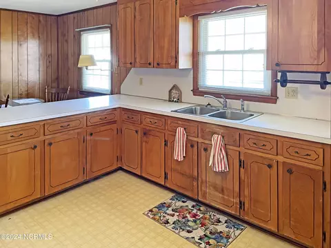 17 Red Robin Dr, Dunn, NC 28334 photo 7