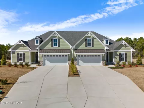 1434 Naples Ct, Southport, NC 28461