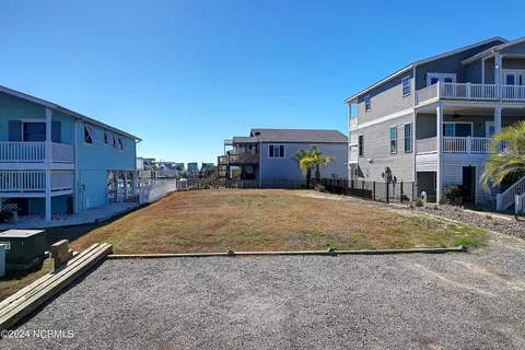 148 Greensboro St, Holden Beach, NC 28462