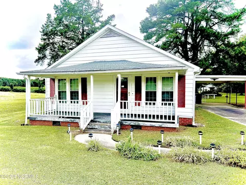 1003 Roosevelt Ave, Plymouth, NC 27962