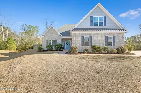105 Beaumont Cir, Hampstead, NC 28443