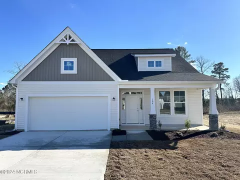 104 Flora Field Dr, Jacksonville, NC 28546
