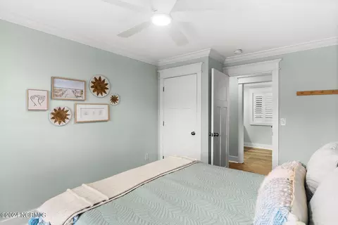 Bedroom - 330 Creekview Dr, Hampstead, NC 28443 photo 5 of 7