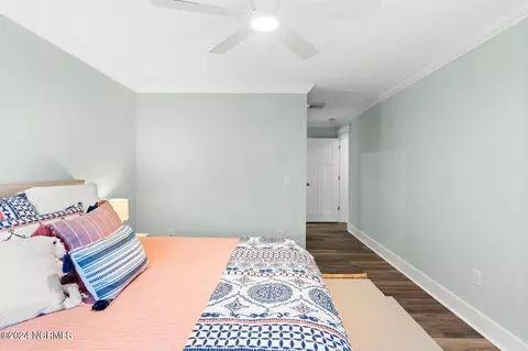 Bedroom - 330 Creekview Dr, Hampstead, NC 28443 photo 3 of 7