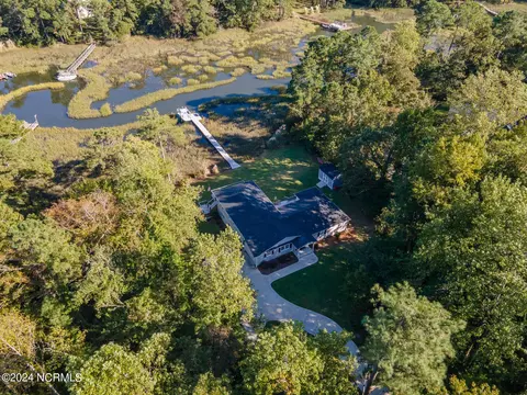 View/Area - 330 Creekview Dr, Hampstead, NC 28443 photo 4 of 17