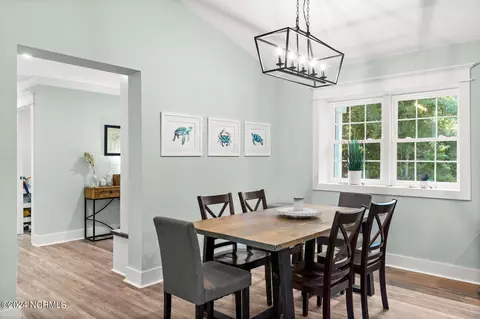 Dining - 330 Creekview Dr, Hampstead, NC 28443 photo 1 of 5