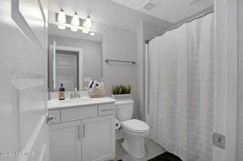 Bath - 75 N Passerine Path Way, Hampstead, NC 28443 photo 6 of 6
