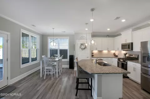 Kitchen - 75 N Passerine Path Way, Hampstead, NC 28443 photo 1 of 4