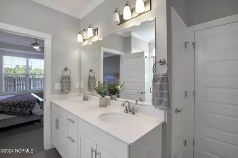 Bath - 75 N Passerine Path Way, Hampstead, NC 28443 photo 3 of 6