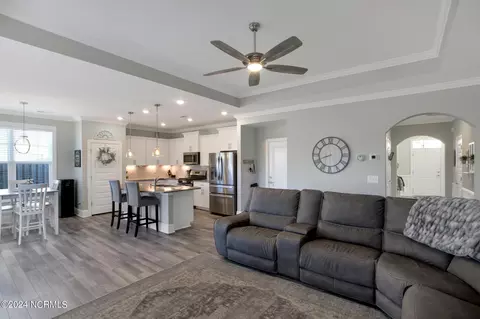 Living - 75 N Passerine Path Way, Hampstead, NC 28443 photo 3 of 4