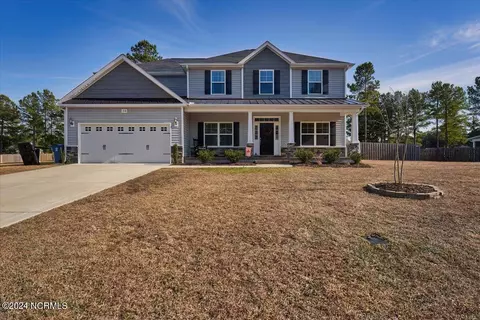 210 Timberwood Dr, Cameron, NC 28326