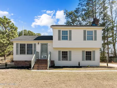 200 Burrington Rd, Greenville, NC 27834