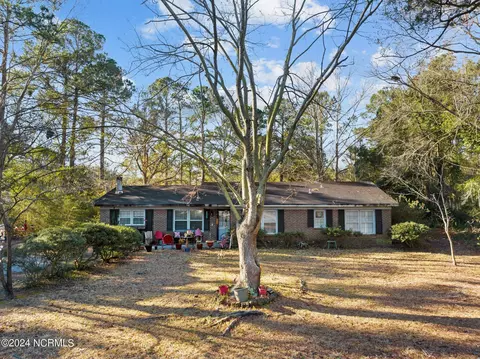 4826 Randall Pkwy, Wilmington, NC 28403