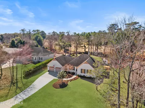 411 Lakeview Dr, Hampstead, NC 28443 photo 8