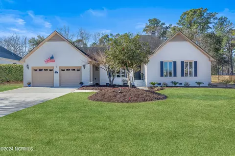 411 Lakeview Dr, Hampstead, NC 28443 photo 4