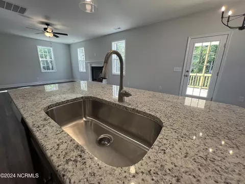 810 Twin Leaf Ct, Cameron, NC 28326 photo 8