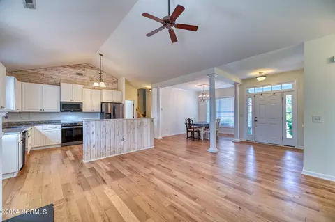 Living - 109 E Stockton Pl, Hampstead, NC 28443 photo 3 of 3