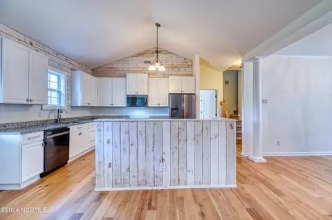 Kitchen - 109 E Stockton Pl, Hampstead, NC 28443 photo 2 of 5