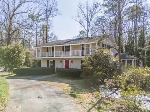 107 Mallard Dr, Washington, NC 27889
