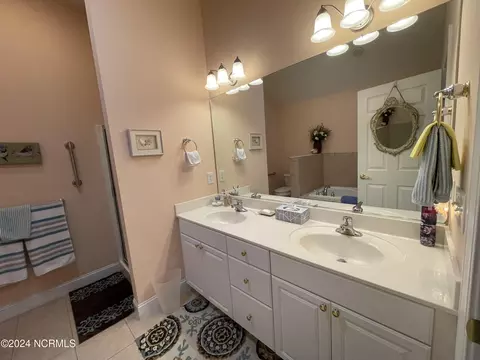 Bath - 103 Fair Oaks Rd, Chocowinity, NC 27817 photo 1 of 3