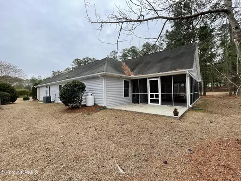 Exterior - 103 Fair Oaks Rd, Chocowinity, NC 27817 photo 3 of 5