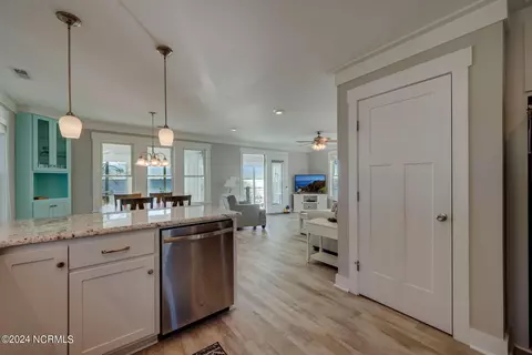 Kitchen - 855 Island View Rd, Bath, NC 27808 photo 2 of 5
