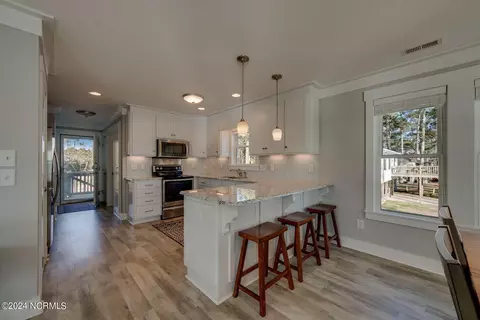 Kitchen - 855 Island View Rd, Bath, NC 27808 photo 4 of 5