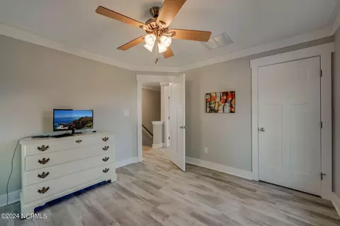 Bedroom - 855 Island View Rd, Bath, NC 27808 photo 8 of 10