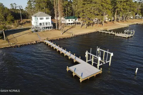 View/Area - 855 Island View Rd, Bath, NC 27808 photo 3 of 16
