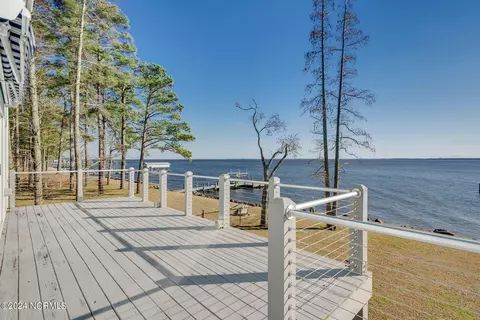 Exterior - 855 Island View Rd, Bath, NC 27808 photo 6 of 25