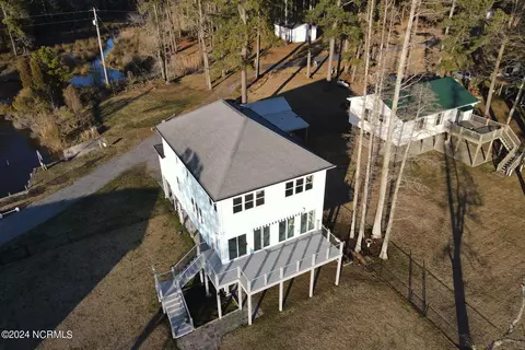 Exterior - 855 Island View Rd, Bath, NC 27808 photo 20 of 25